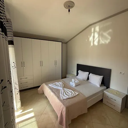 Sunhome Ismailaj * Polican (Berat)